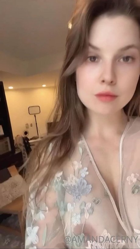 Amanda Cerny