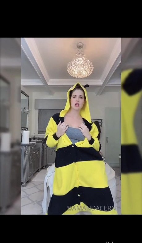 Amanda Cerny