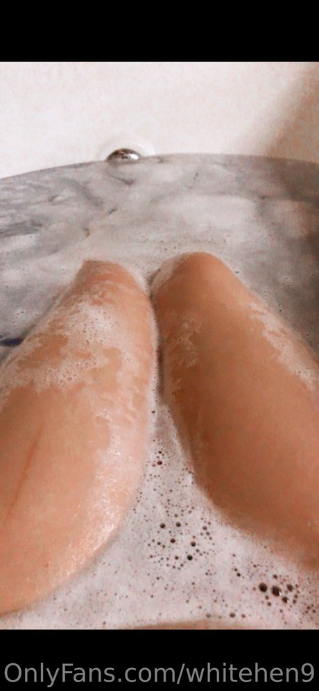 Foto di nudo di fuga di OnlyFans di White Hen