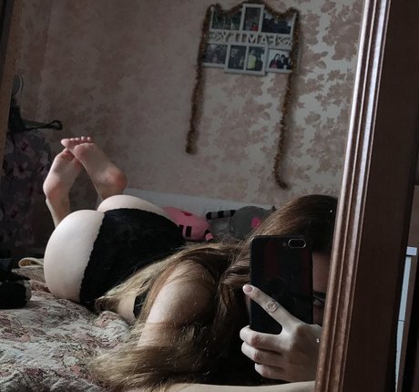 Foto di nudo di fuga di OnlyFans di Zzzaychonok