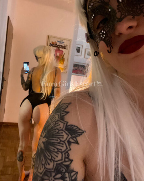 Foto di nudo di fuga di OnlyFans di Zzofih