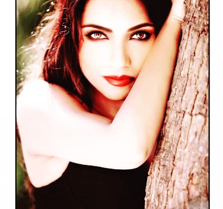 Zoya Rathore