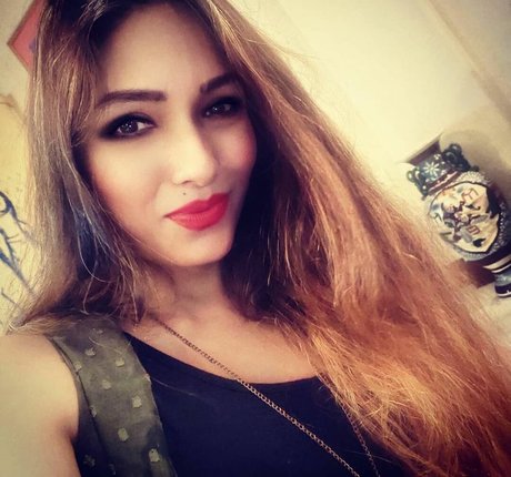Zoya Rathore