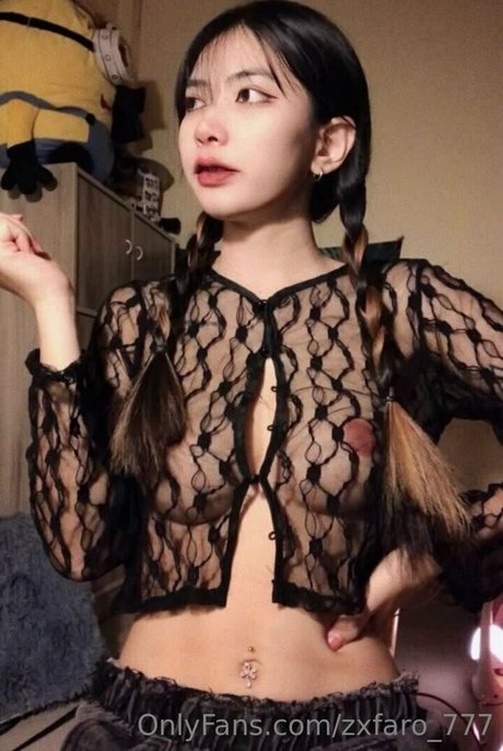 Foto di nudo di fuga di OnlyFans di Zxfaro777