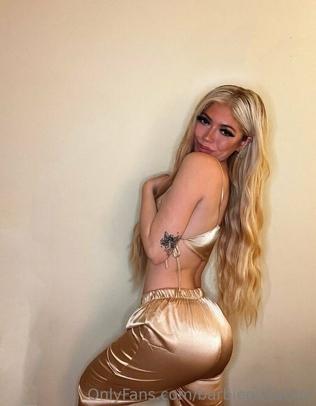 Foto di nudo di fuga di OnlyFans di Barbiegirljackie
