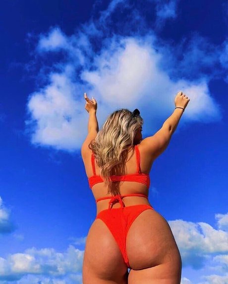 Foto di nudo di fuga di OnlyFans di Jana James Janajamess