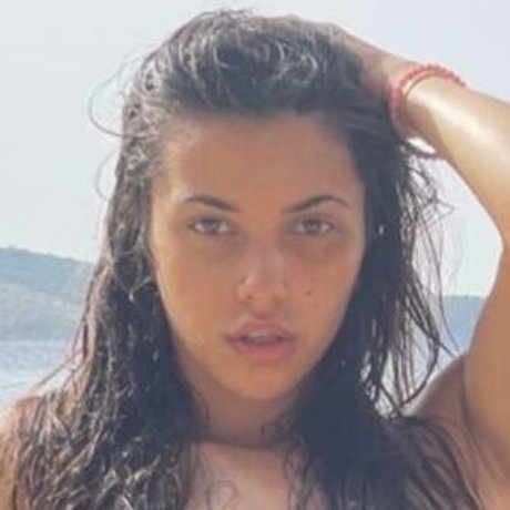Foto di nudo di fuga di OnlyFans di Serena Sula