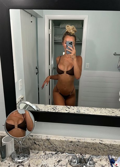 Briana Armbruster