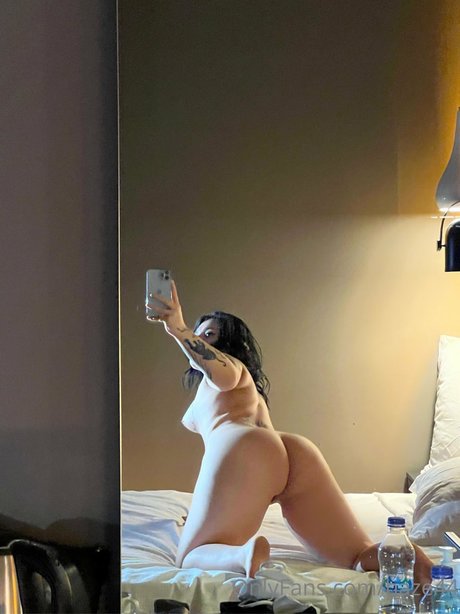 Foto di nudo di fuga di OnlyFans di Benhaze44