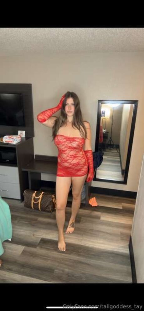 Tallgoddess Tay