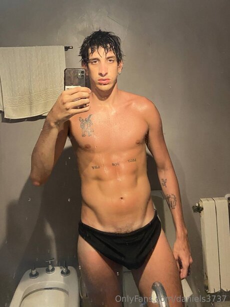 Foto di nudo di fuga di OnlyFans di Daniels3737