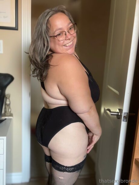 Foto di nudo di fuga di OnlyFans di Thatsexybronde