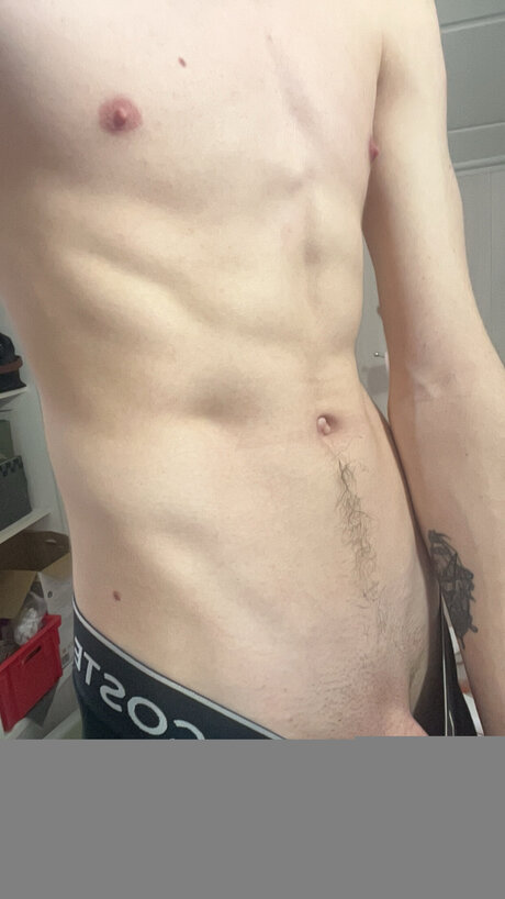 Foto di nudo di fuga di OnlyFans di Jules Hoot