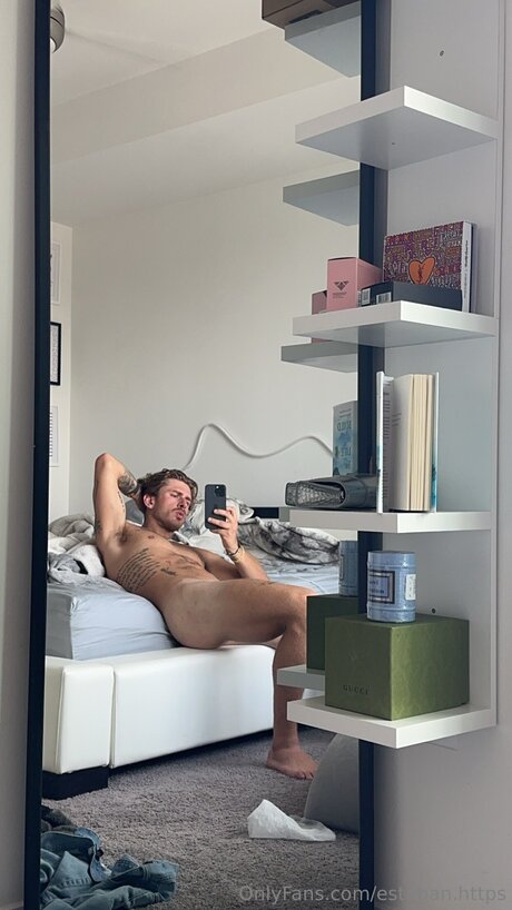 Foto di nudo di fuga di OnlyFans di Esteban Https