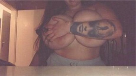 Foto di nudo di fuga di OnlyFans di Geheimxx