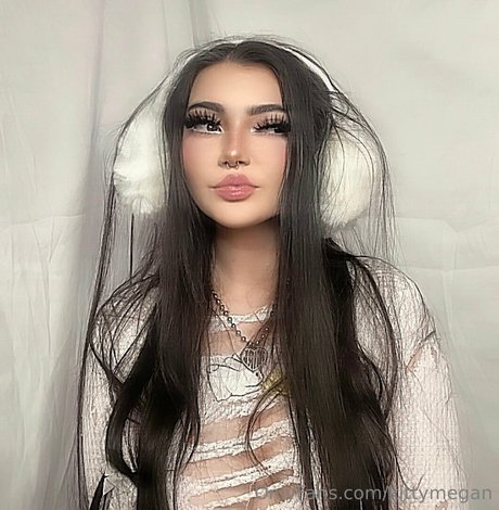 Foto di nudo di fuga di OnlyFans di Meganrenee