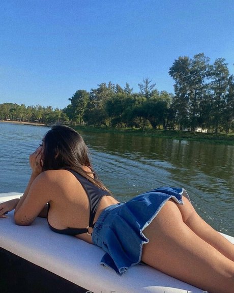 Foto di nudo di fuga di OnlyFans di Paula Flores