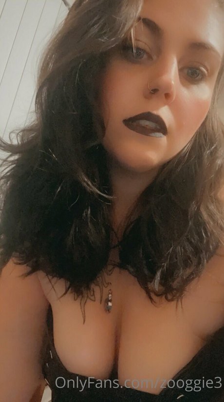 Foto di nudo di fuga di OnlyFans di Zooggie3