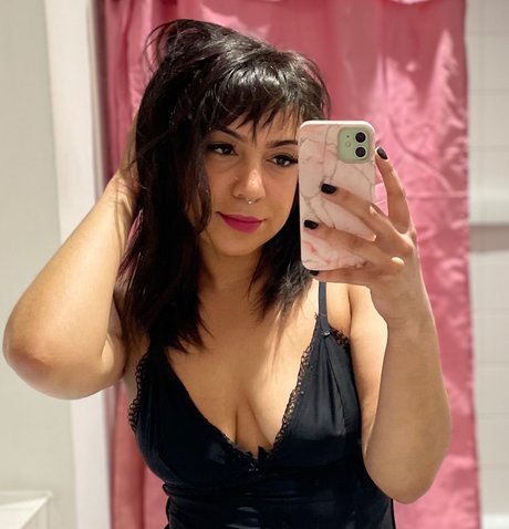 Foto di nudo di fuga di OnlyFans di Bekah