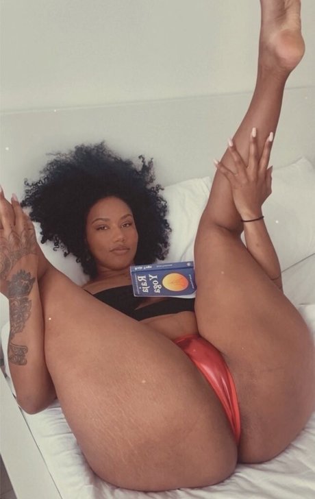Foto di nudo di fuga di OnlyFans di Imelda Ohh