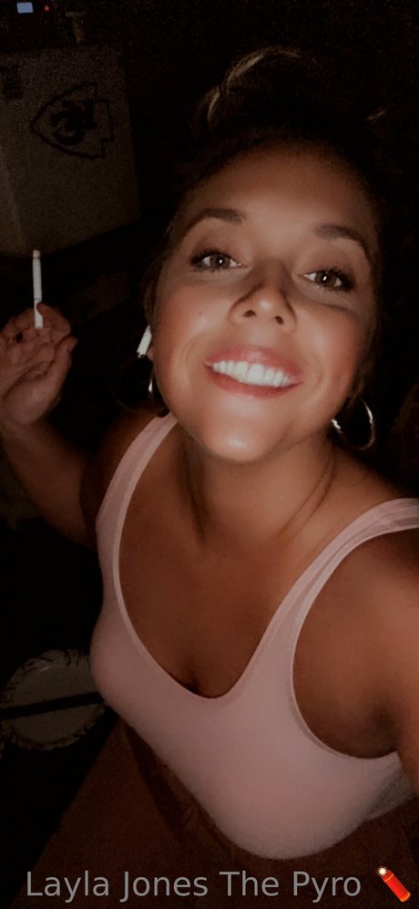 Foto di nudo di fuga di OnlyFans di Layla Jones