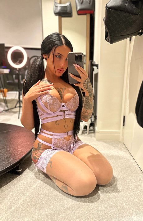 Foto di nudo di fuga di OnlyFans di Pixie Dee