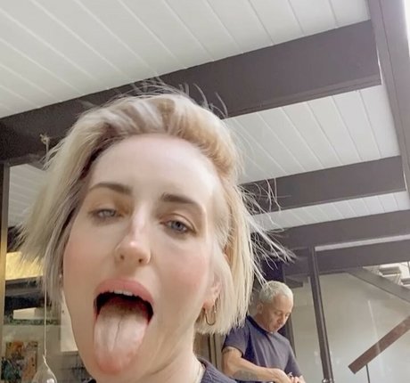 Foto di nudo di fuga di OnlyFans di Zoe Lister Jones