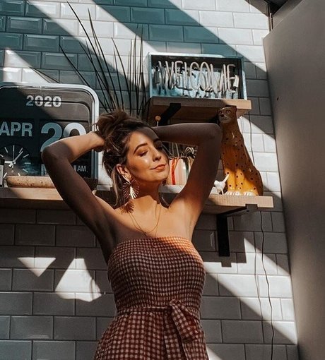Zoe Sugg