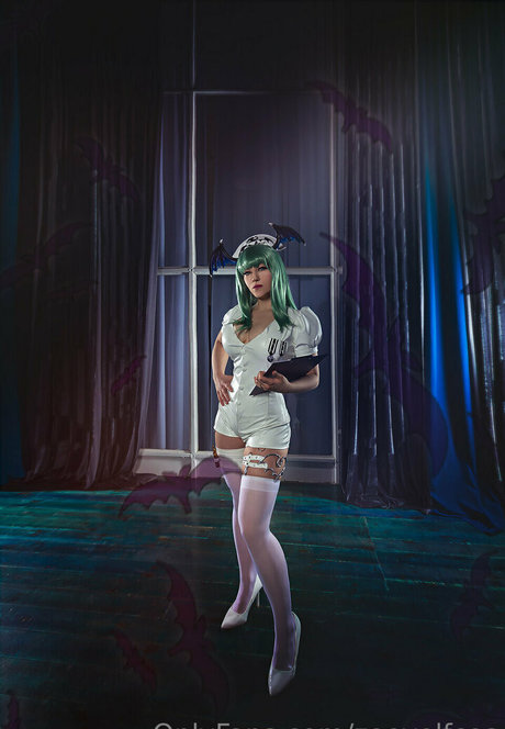 Zoe Volf Cosplay