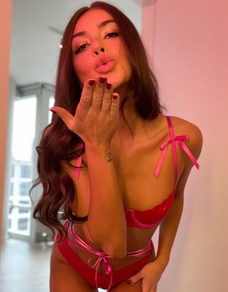 Foto di nudo di fuga di OnlyFans di Zoe Roe