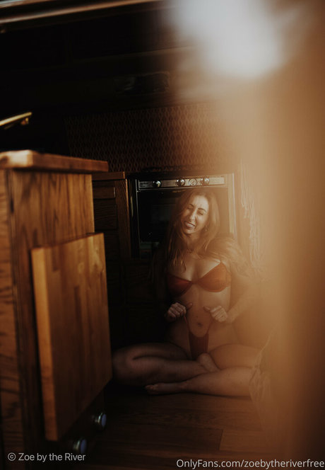 Zoebytheriverfree