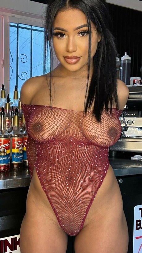 Foto di nudo di fuga di OnlyFans di Zoebarista