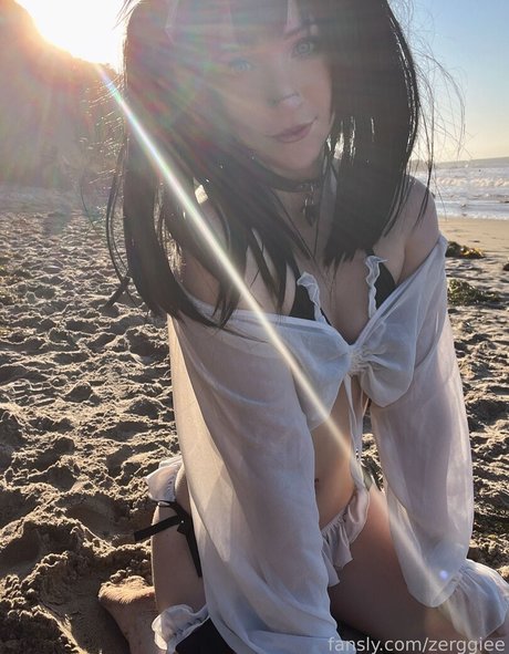 Foto di nudo di fuga di OnlyFans di Zerggiee