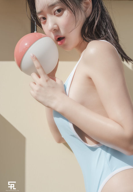 Foto di nudo di fuga di OnlyFans di Zenny