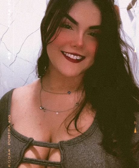 Foto di nudo di fuga di OnlyFans di Infelizmentekaren