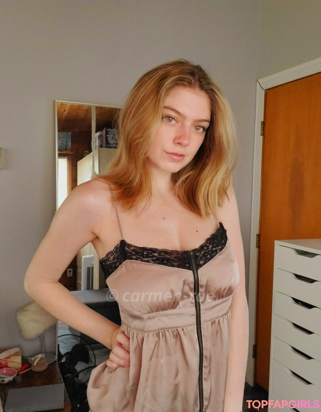 Foto di nudo di fuga di OnlyFans di Makoshake #1699