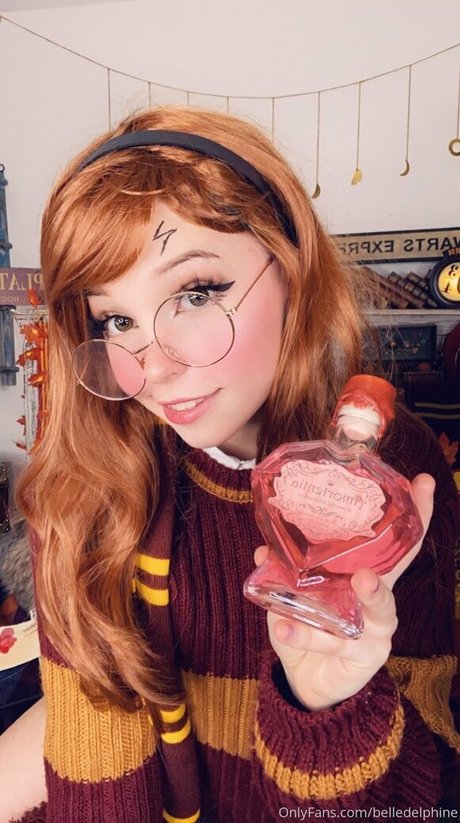 Foto di nudo di fuga di OnlyFans di Belle Delphine