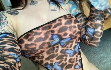 Foto di nudo di fuga di OnlyFans di Sailornekochan