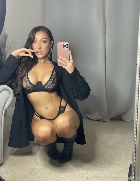 Foto di nudo di fuga di OnlyFans di Rachel Alice
