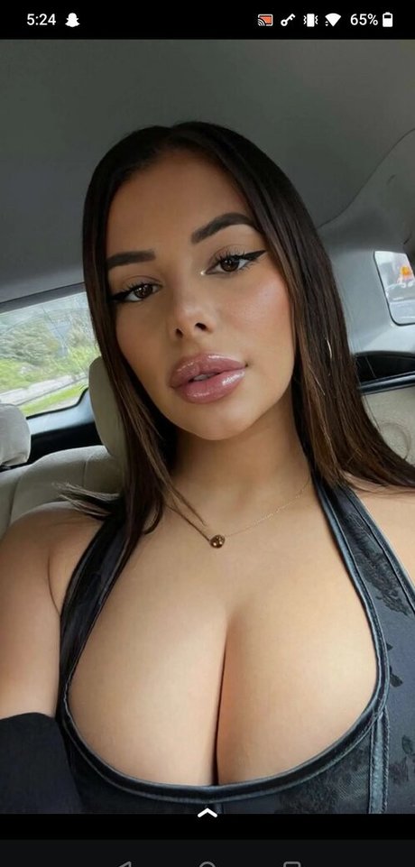 Foto di nudo di fuga di OnlyFans di Loumrcsl