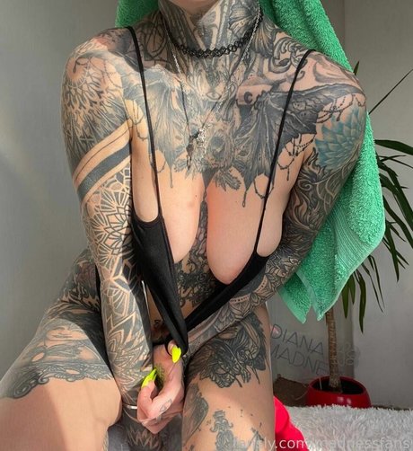 Foto di nudo di fuga di OnlyFans di Diana Madness