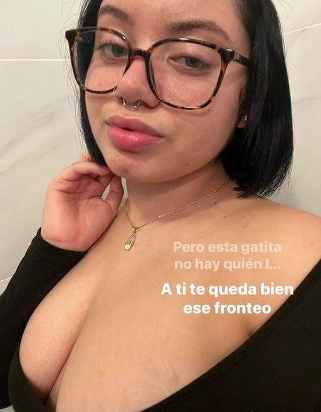 Foto di nudo di fuga di OnlyFans di Sesy Dadoll