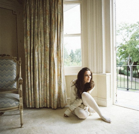 Anna Friel