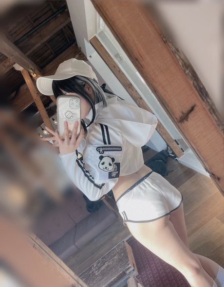 Foto di nudo di fuga di OnlyFans di Nawo019
