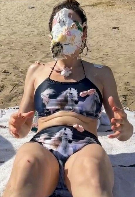 Foto di nudo di fuga di OnlyFans di Whitney Cummings