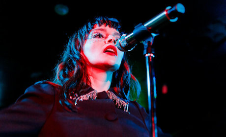 Foto di nudo di fuga di OnlyFans di Lauren Mayberry