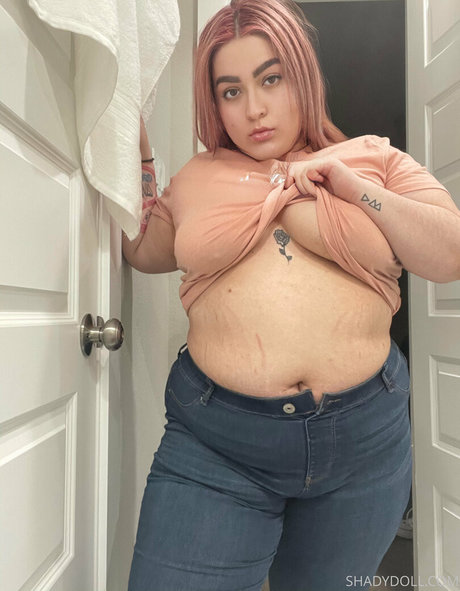 Foto di nudo di fuga di OnlyFans di Shadydoll