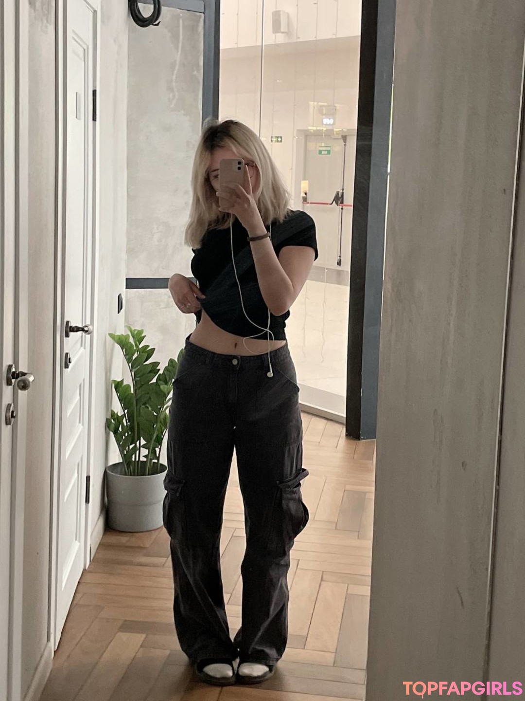 Foto di nudo di fuga di OnlyFans di Babyjeyy Jennysweety #125