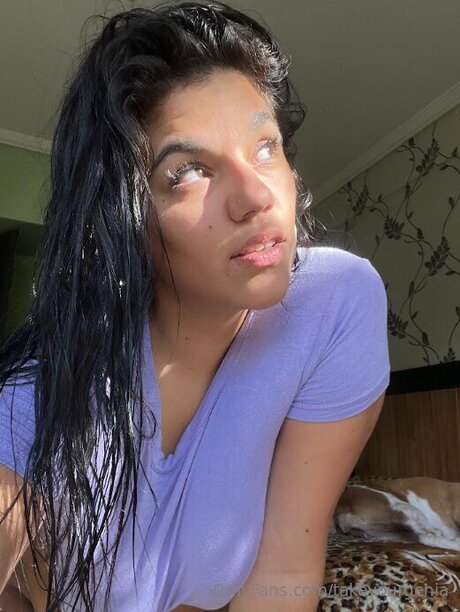 Foto di nudo di fuga di OnlyFans di Takeyourgenia