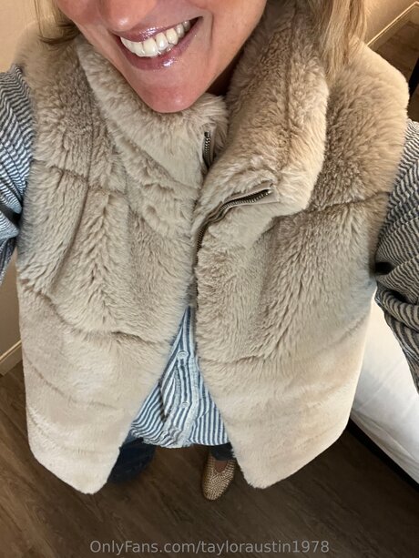 Foto di nudo di fuga di OnlyFans di Tayloraustin1978